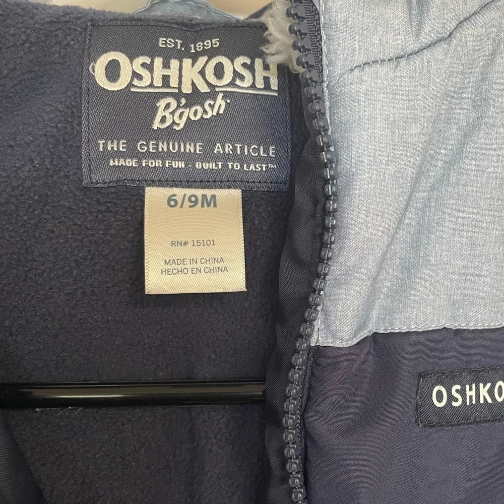 OshKosh B'gosh Navy and Light Blue Snow Puffer Jumper 6/9mo